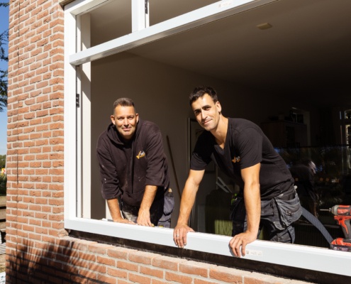 Monteurs DEZA Kozijnen Heerhugowaard